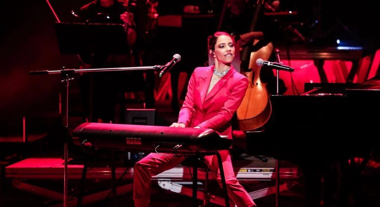 Debi Nova recibe tres nominaciones a los premios Grammy Latinos