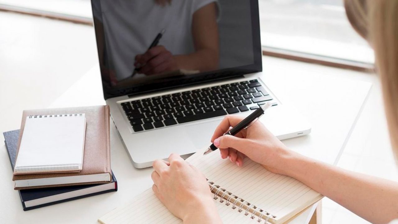 Imagen principal del artículo: Oracle capacitará a profesores del MEP, del INA y de los Centros Comunitarios Inteligentes del MICITT