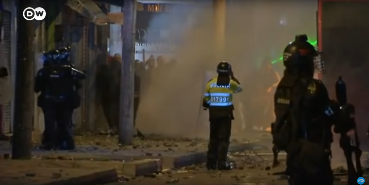 Imagen principal del artículo: Violentas protestas en Colombia; gran incendio en Beirut