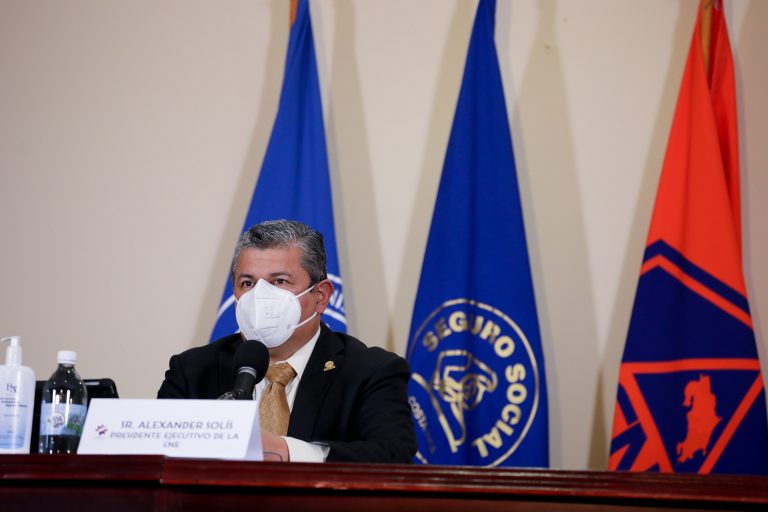 Gobierno anuncia reducciones en aforo de actividades y comercios y restricción vehicular para todo el país