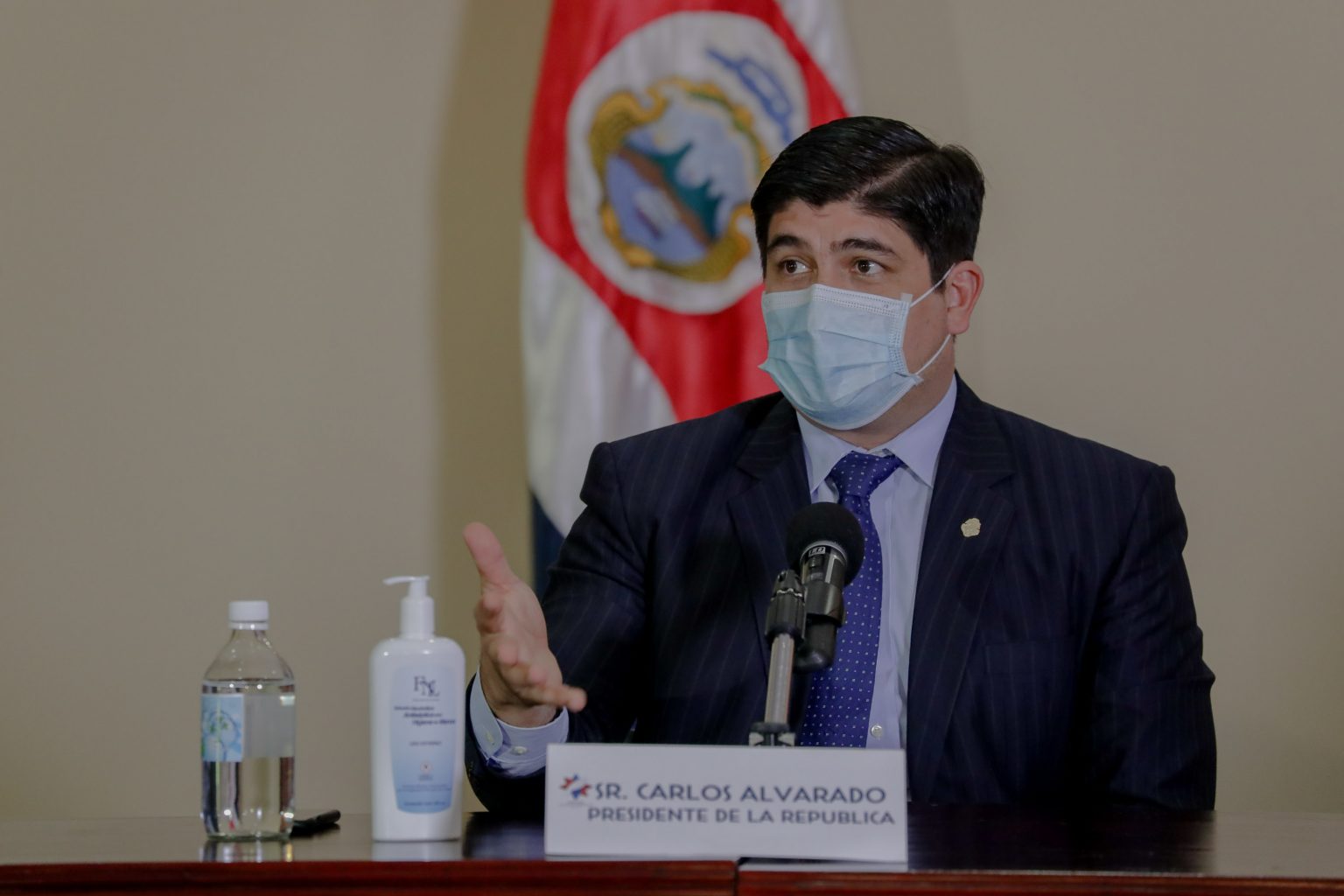 Imagen principal del artículo: Alvarado: "Decir 'no más impuestos' es lo más irresponsable para Costa Rica"