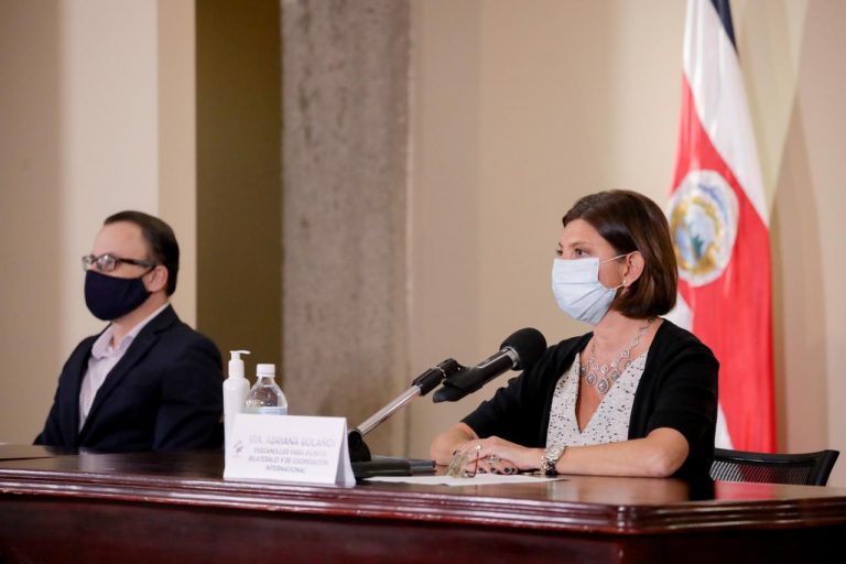 Costa Rica adelantará pago de $6 millones para comprar 1 millón de vacunas contra COVID-19