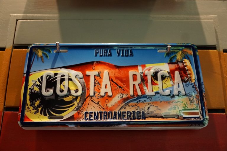Costa Rica y los Estados neutralizados en el siglo XXI