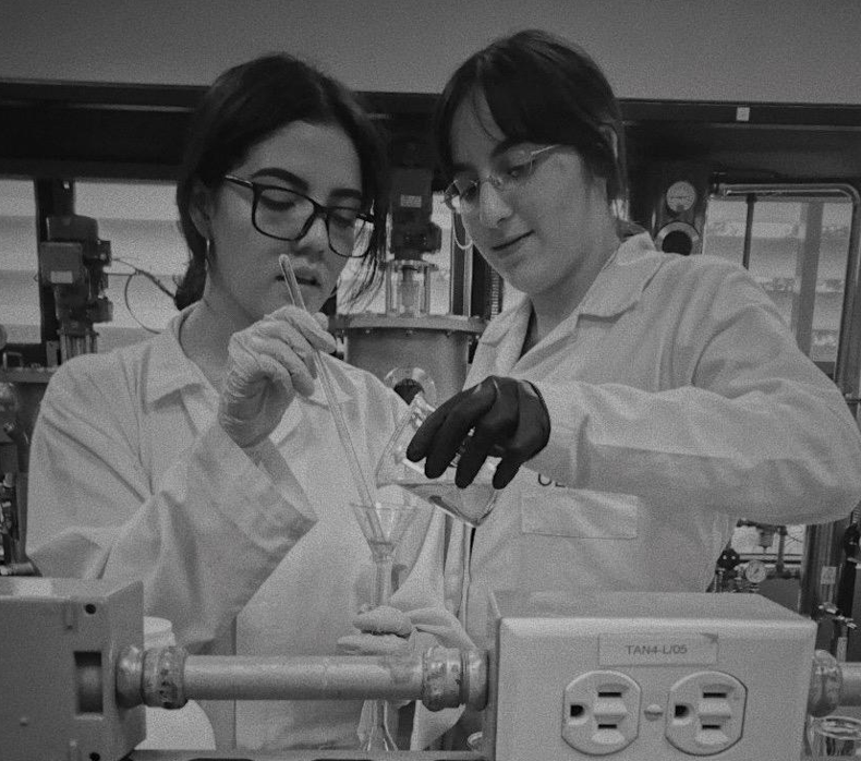 Imagen principal del artículo: El peso y gran valor de las acciones de un ingeniero químico