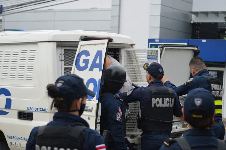 Juzgado impone medidas cautelares a 9 detenidos por violencia afuera de Casa Presidencial