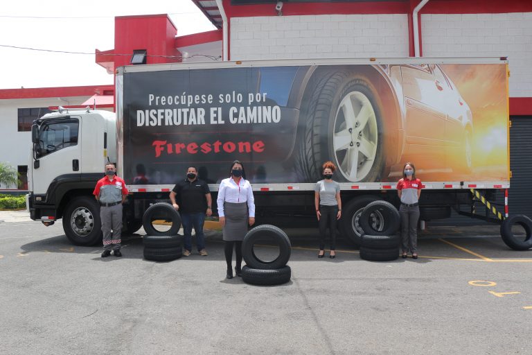Bridgestone renueva las llantas de 42 ambulancias de la Cruz Roja