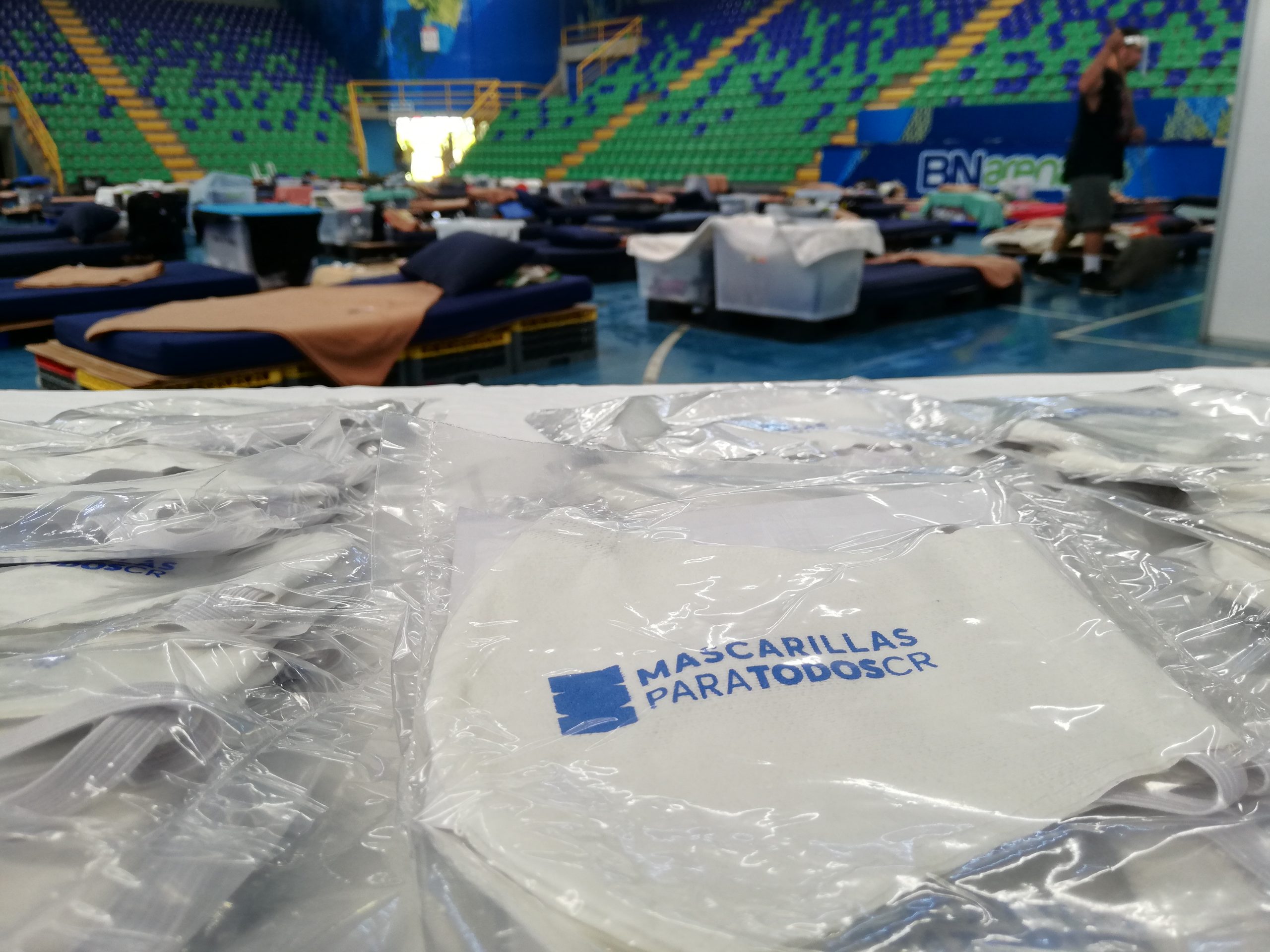 Imagen principal del artículo: 42 ONG recibieron más de 6000 mascarillas para entregar en todo el país