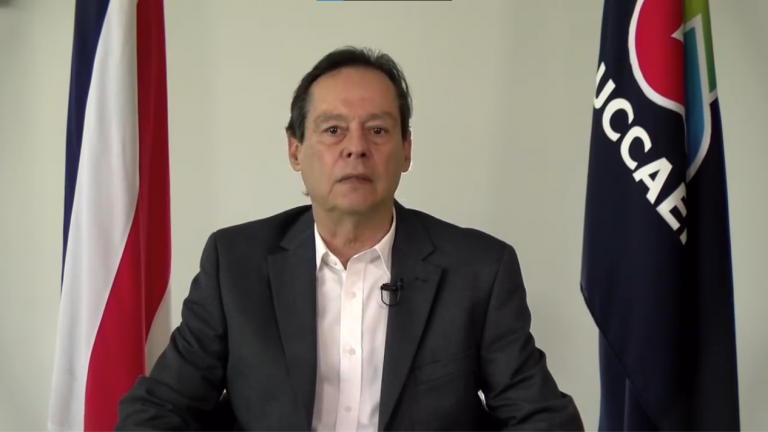 No necesitamos empresarios que crean en realidades alternativas