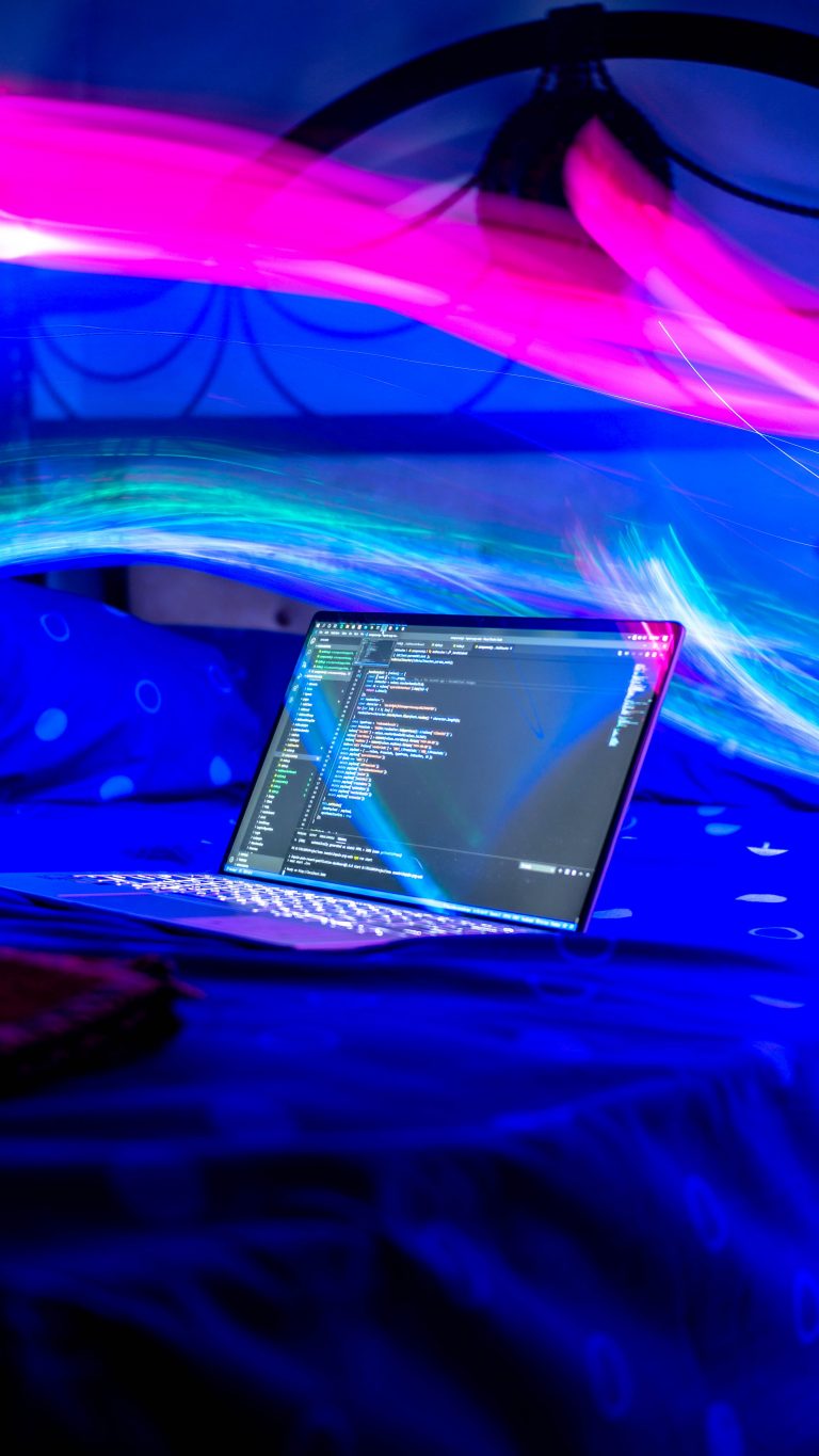 La forma en que se realiza la conexión de aplicaciones .NET con bases de datos