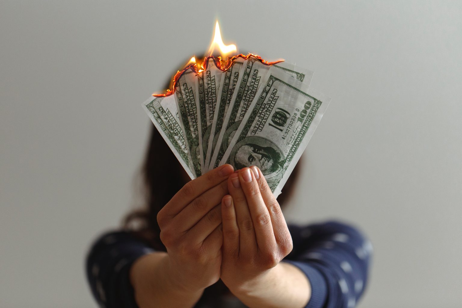 Imagen principal del artículo: El golpe de China al cancelar el dólar en sus transacciones bursátiles