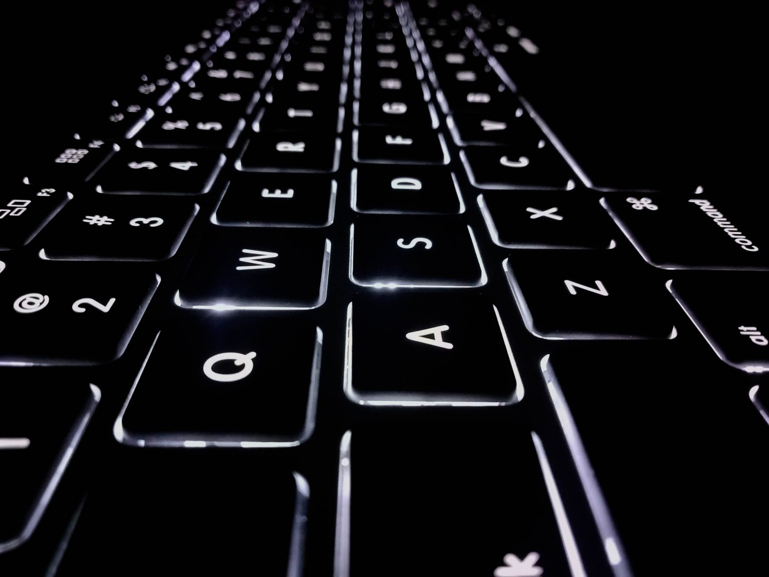 Imagen principal del artículo: Estructuras de Datos y Algoritmos: Los bloques de nuestra vida digital