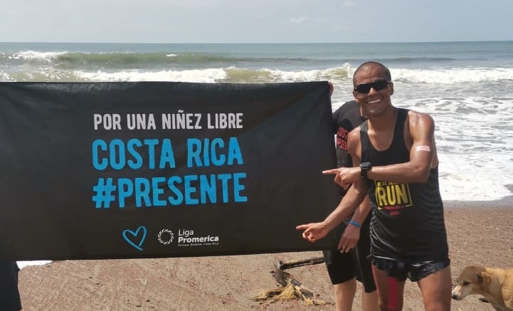 Jason Villalobos corrió de océano a océano para gritar: ¡No más explotación sexual infantil!