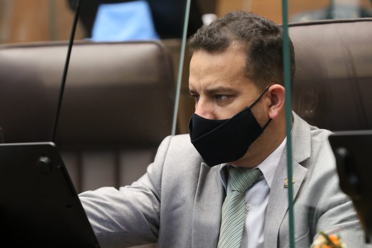 Congreso aprueba sesionar virtualmente tras superar bloqueo de diputados fabricistas