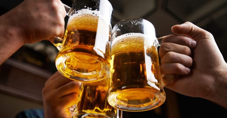 Aprobado en primer debate proyecto que legalizará patrocinio de bebidas alcohólicas en el deporte
