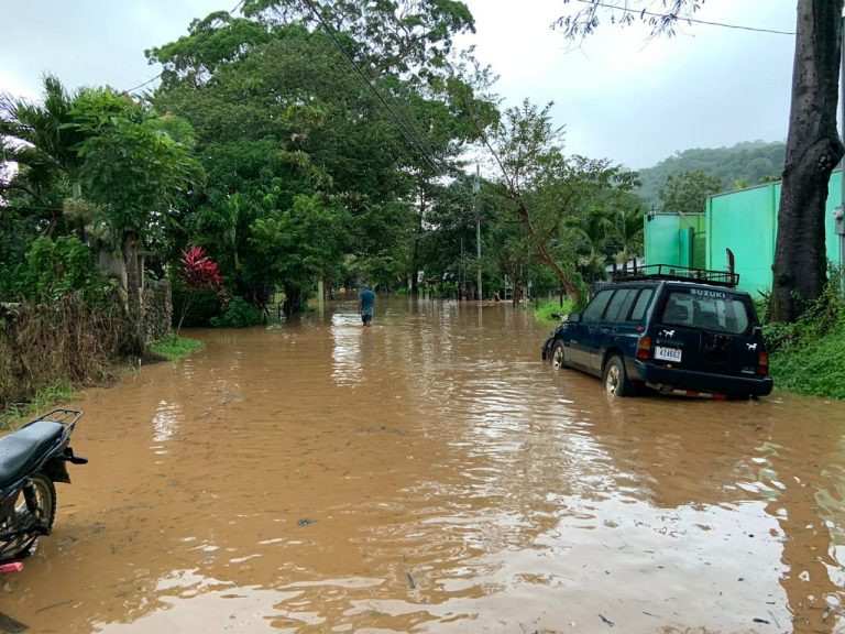 Eta: En Guanacaste llovió casi tres veces lo esperado para noviembre, afectación seguirá hasta el viernes