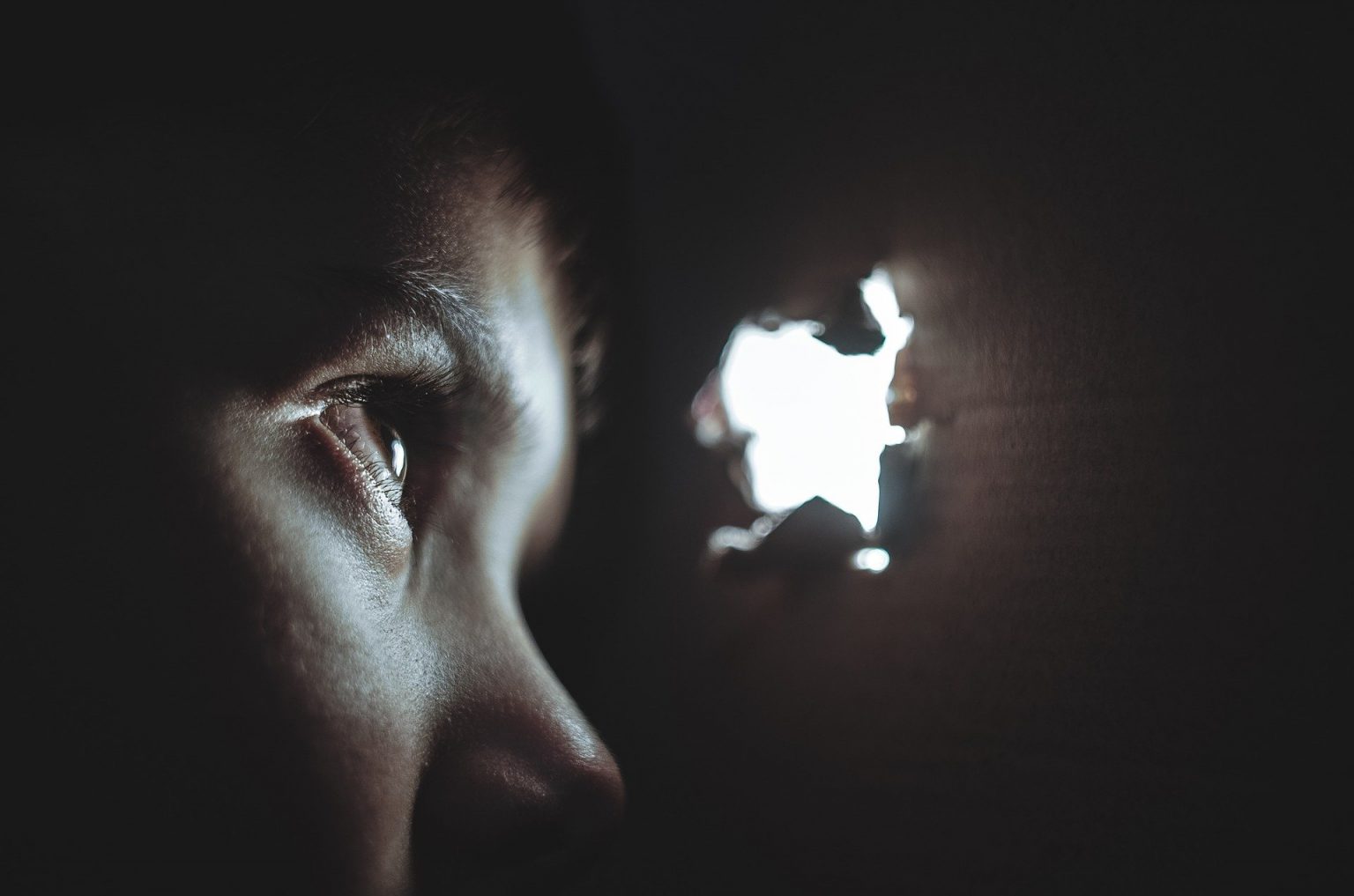 Imagen principal del artículo: Violencia: la pandemia que impacta directamente a niños y niñas