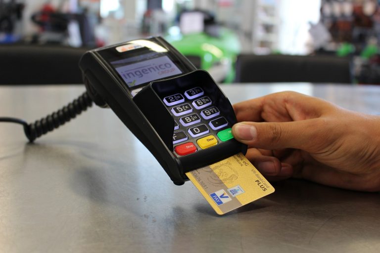 Sugef: Inclusión financiera (pre-pandemia) alcanzaba casi a 6 de cada 10 personas