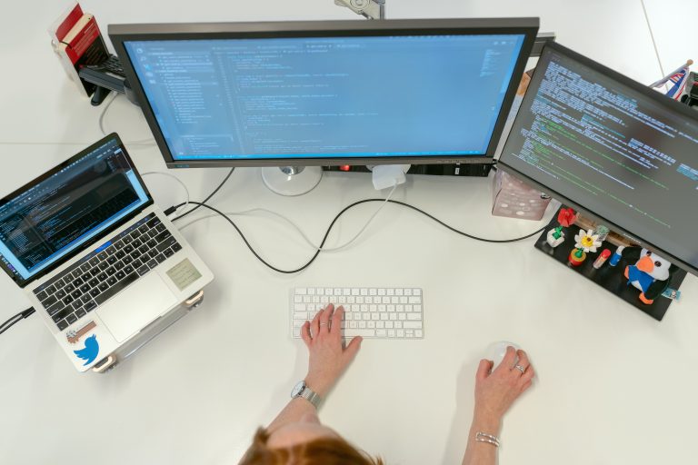 El mercadeo de productos tecnológicos y su practicidad dentro del diario vivir
