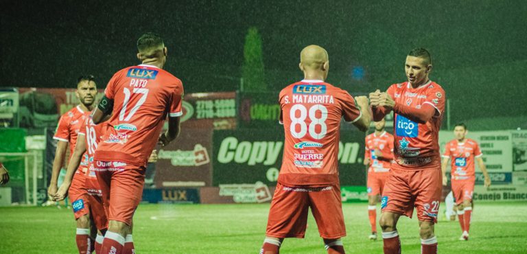 OIJ detiene a patrocinadores de AD Santos y AD Cariari por supuesto lavado de dinero