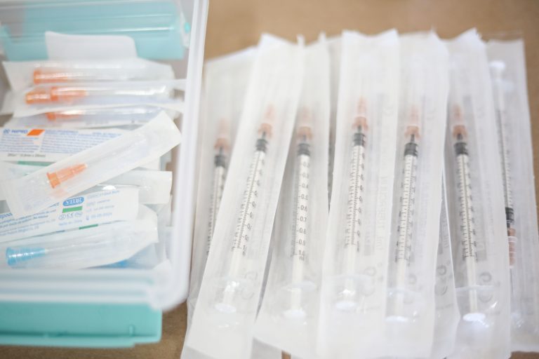 Pfizer solicitará autorización para una tercera dosis de la vacuna contra la COVID-19
