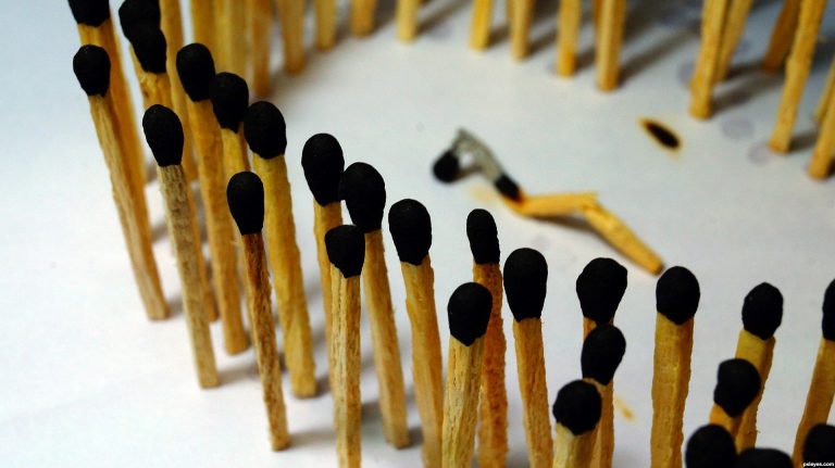 Cuando un derecho lesiona otros derechos