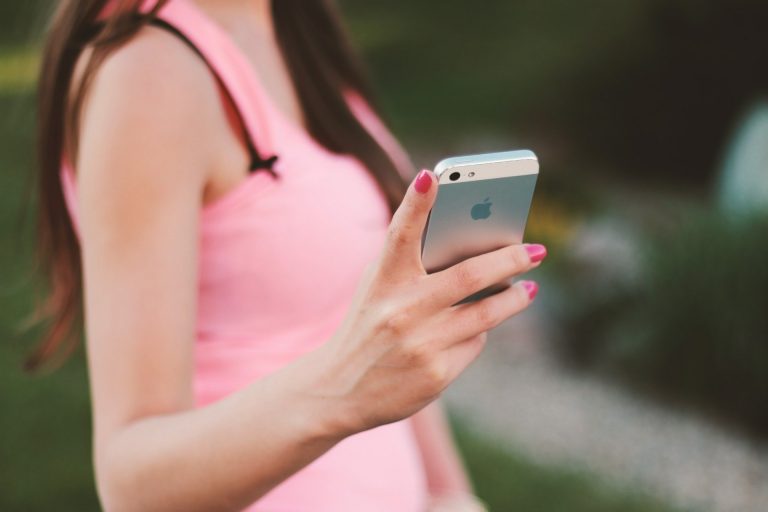 Improving pronunciation outside the class: Best apps for practicing English pronunciation at home