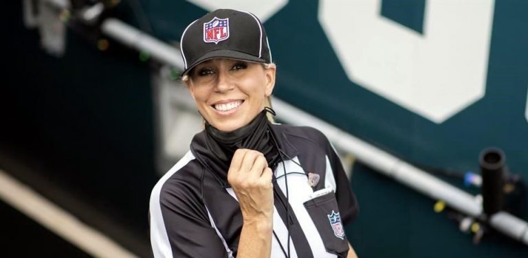 Oficial: Sarah Thomas será la primera mujer en arbitrar el Super Bowl