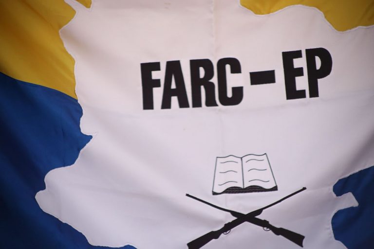 Cúpula de las FARC acusada de crímenes de guerra
