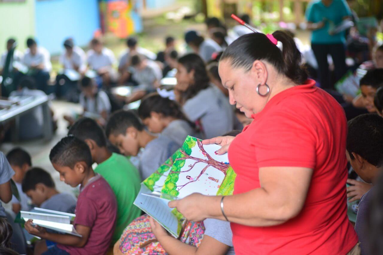 Imagen principal del artículo: Premio Guardianes de la Naturaleza 2020 busca reconocer labor de educadores guanacastecos