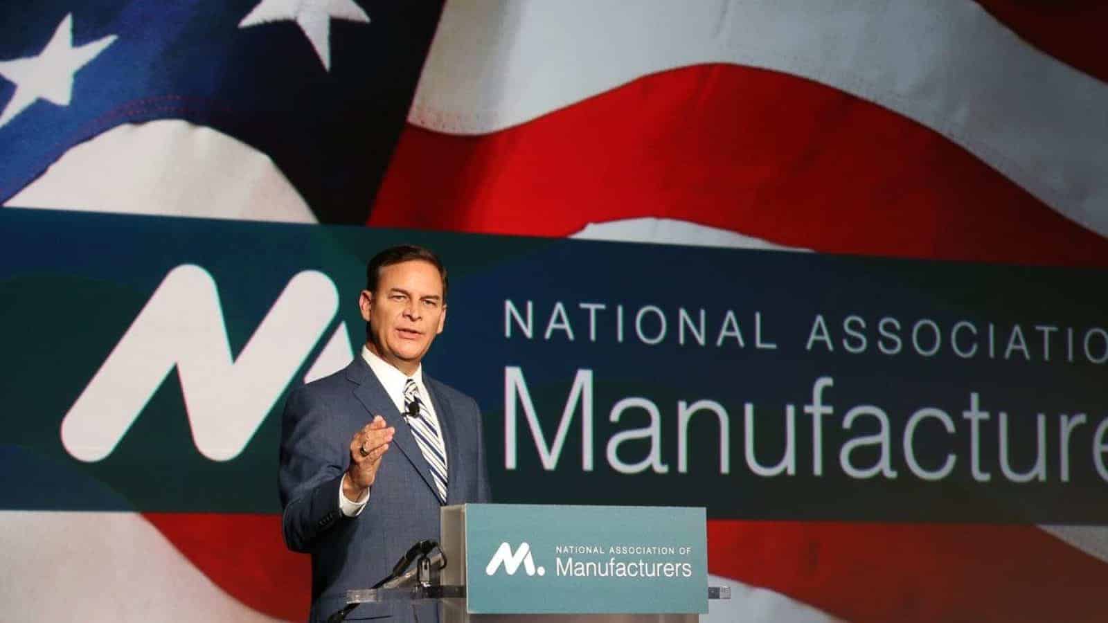 Imagen principal del artículo: La mayor asociación industrial y mercantil de EE.UU. pide quitar a Donald Trump de la presidencia