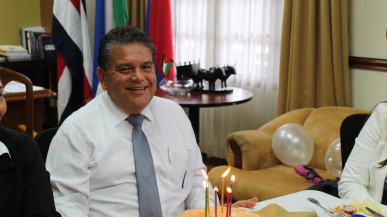 Alerta: Descaro desatado y Fake News