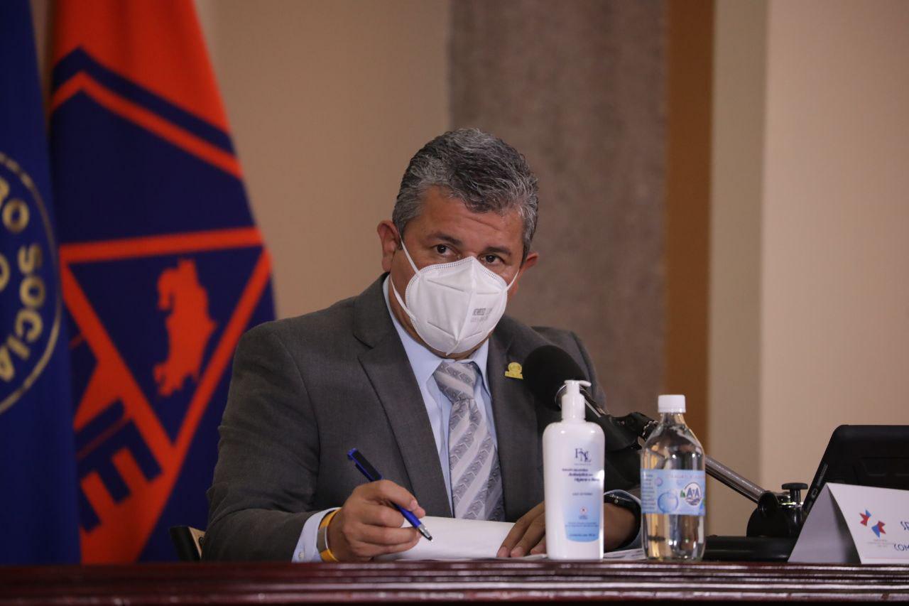 Imagen principal del artículo: Cantones de Coto Brus y Moravia suben a condición de alerta naranja por COVID-19