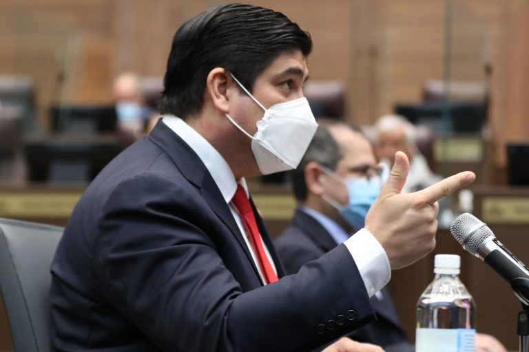 Abogados de Carlos Alvarado denuncian nueva filtración de expediente sobre caso UPAD