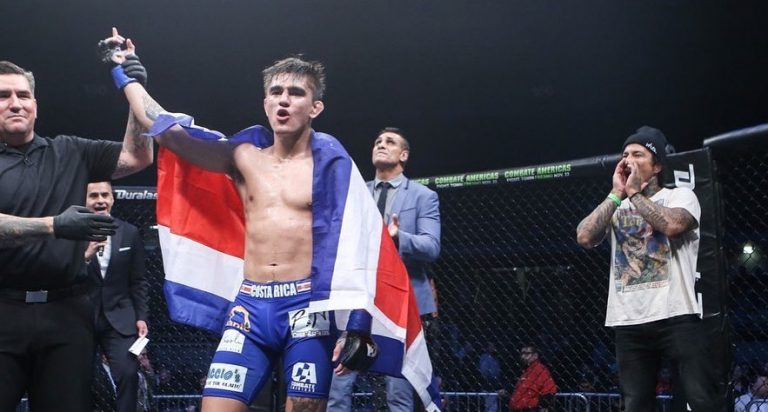 Oficial: André Barquero renovó su contrato con Combate Américas; peleará 3 veces en 2021