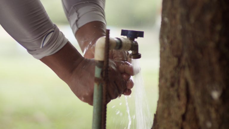 Sala IV estudia posible inconstitucionalidad de reglamento que amplía límite de plaguicidas en agua para consumo humano