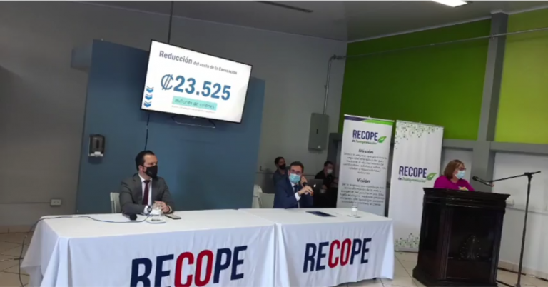 Recope presenta texto de su nueva convencion colectiva