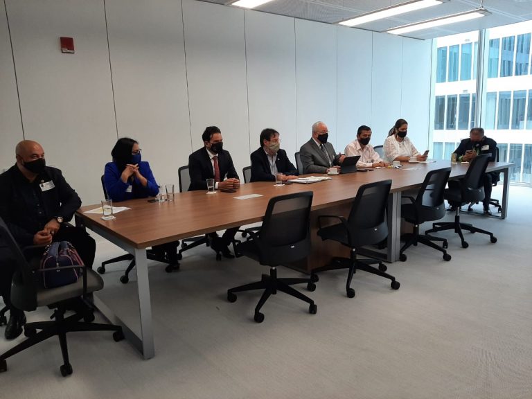 Fracción del PLN se reunió con Uccaep y sindicalistas para hablar del proyecto de empleo público