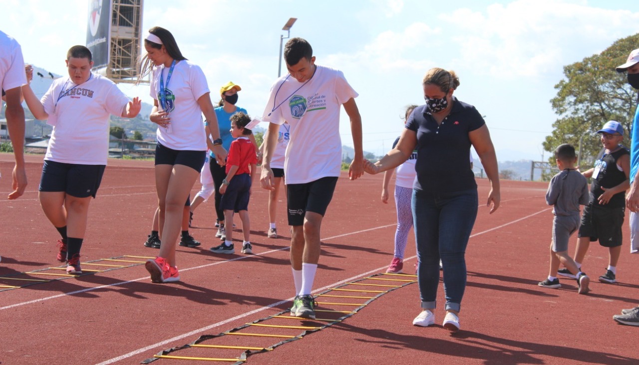Imagen principal del artículo: CCDR de San José inauguró escuela de atletismo para jóvenes con discapacidad