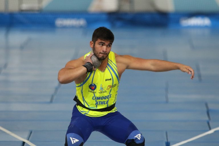 Pablo Abarca impuso nuevo récord nacional en el lanzamiento de bala bajo techo