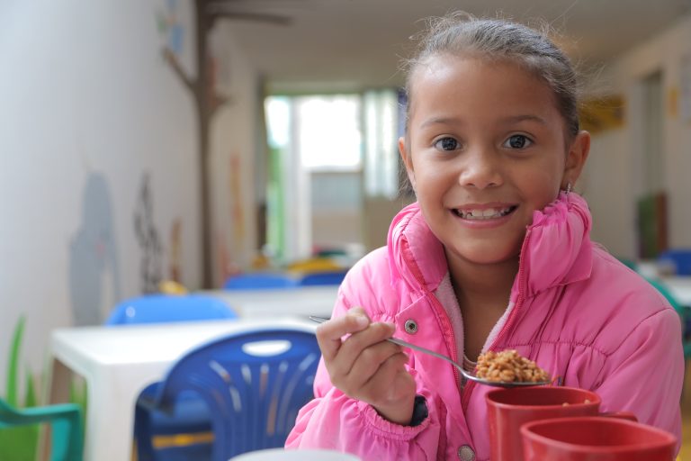Campaña dona más de 15 mil porciones de cereal al Banco de Alimentos de Costa Rica