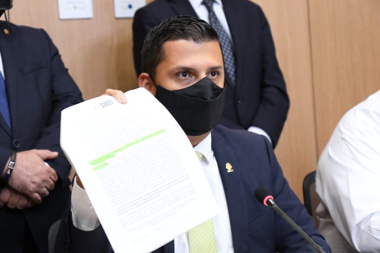 Diputado Daniel Ulate da positivo en la prueba de COVID-19