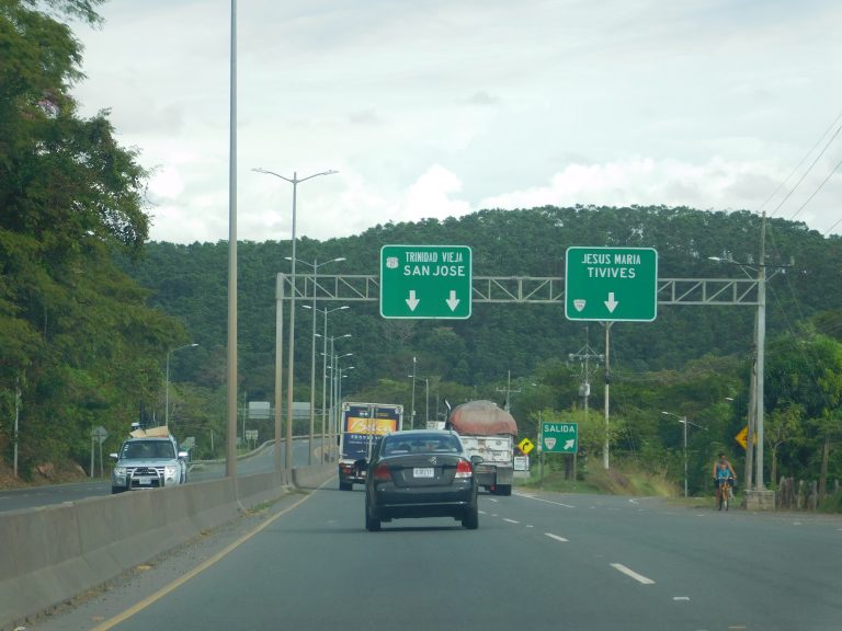 Autoridades aplicarán reversibilidad en la ruta 27 el Sábado Santo y el Domingo de Resurección