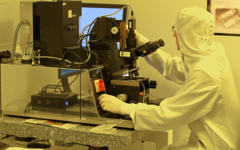 Los materiales del futuro: bioespuma de dos capas a partir de nanocelulosa para la purificación de agua