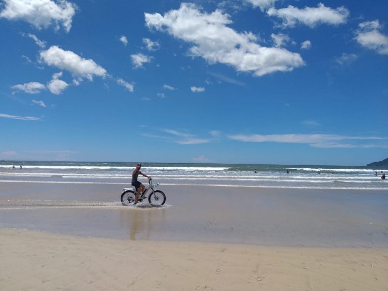 Playa Tamarindo se prepara con medidas sanitarias para recibir turistas en Semana Santa