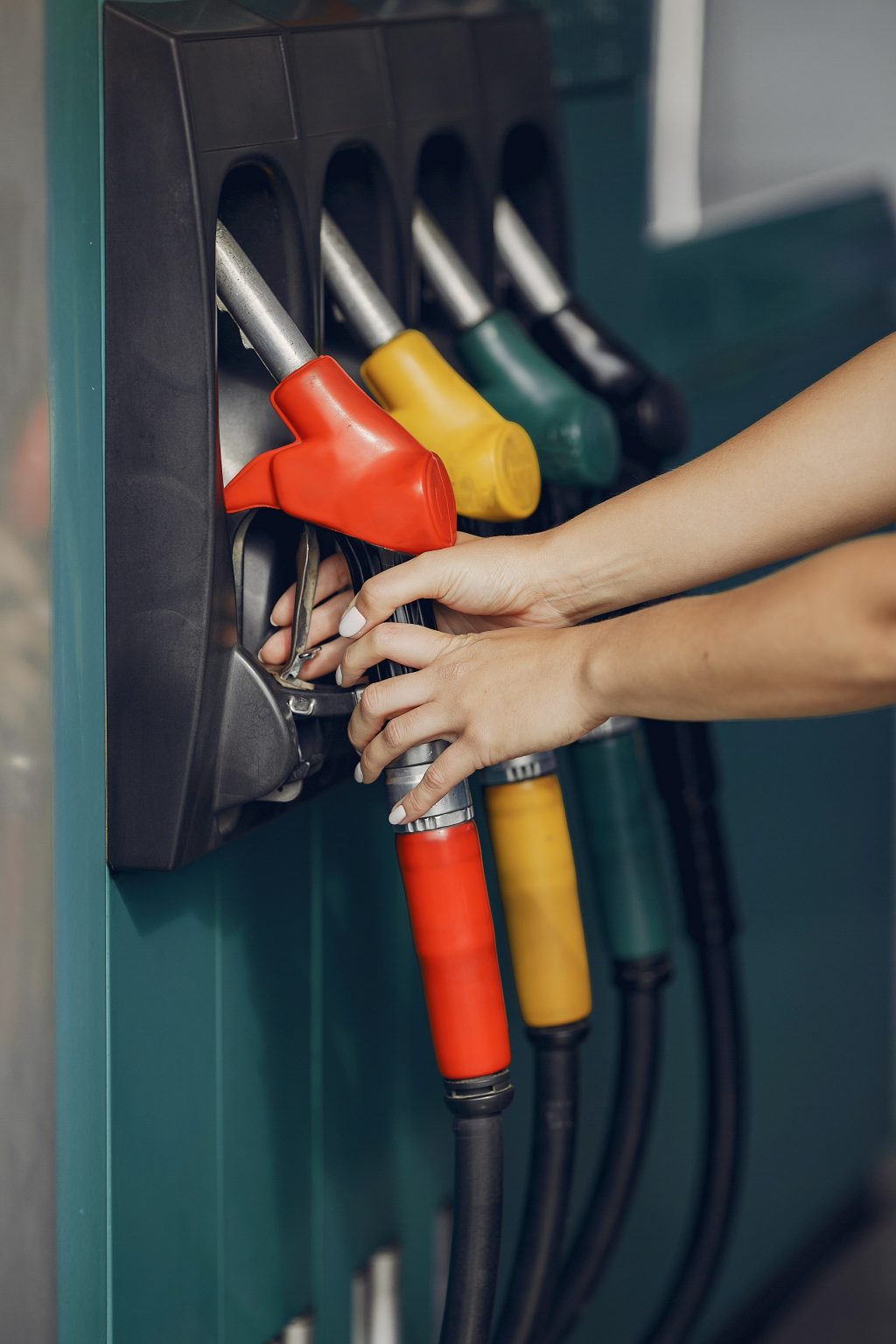 Imagen principal del artículo: Petroquímica: cuando el petróleo puede ser más que un combustible