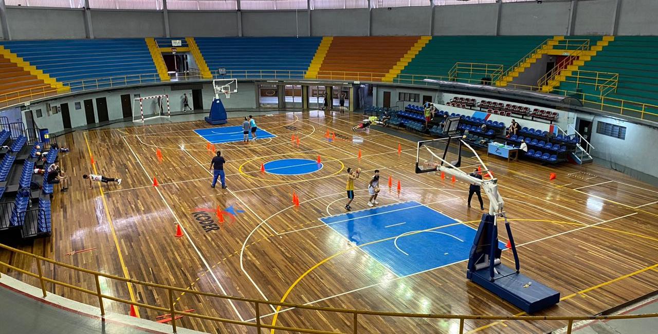 Imagen principal del artículo: Por primera vez en la historia, la primera división de baloncesto realizó un draft de jugadores extranjeros