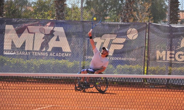 El costarricense José Pablo Gil quedó subcampeón del Kros Medical Open en Turquía