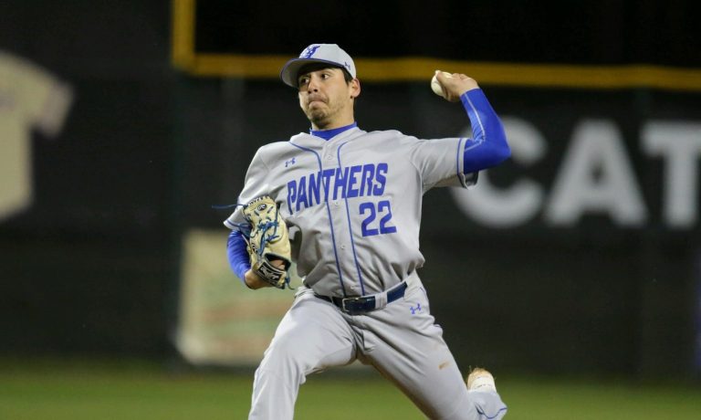 Pablo Barquero protagonizó su primer salvamento en el béisbol universitario de Estados Unidos
