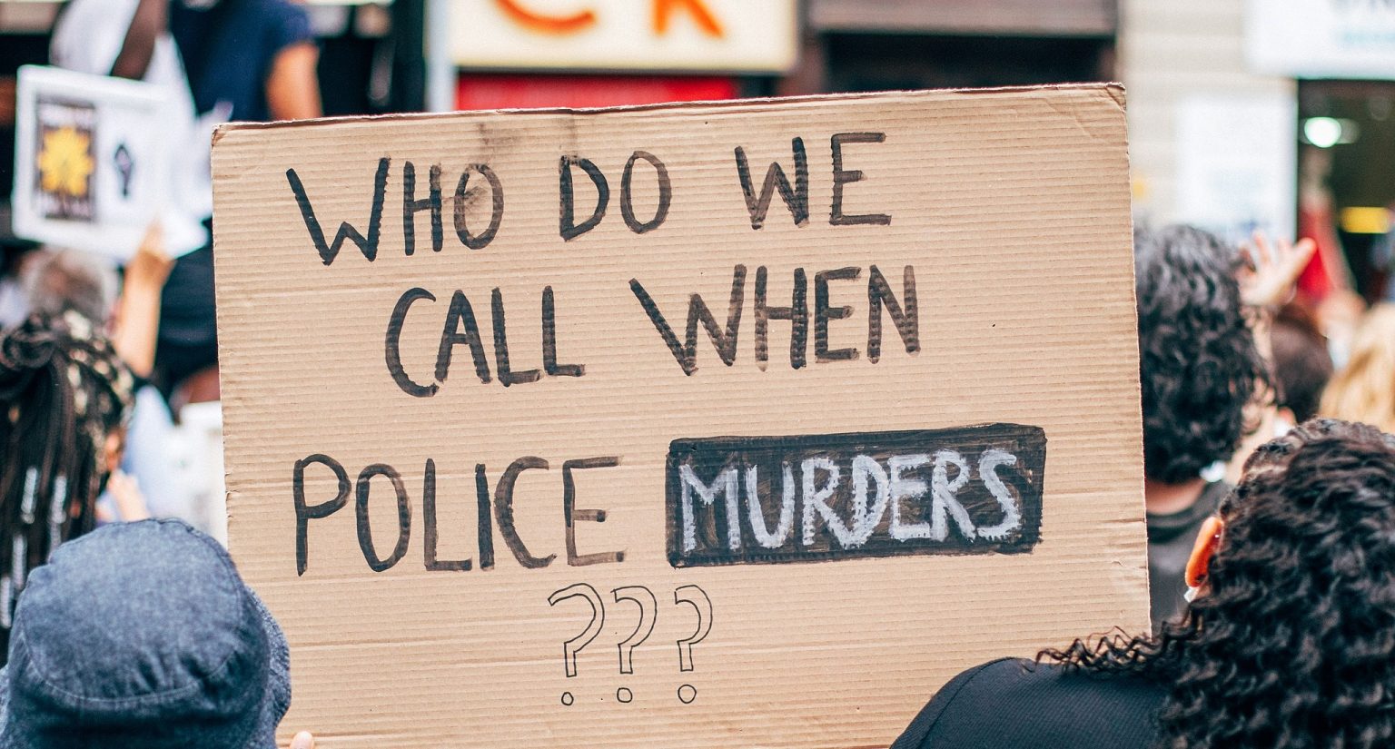 Imagen principal del artículo: Homicidio de joven afroamericano desata nueva ola de protestas en EE.UU