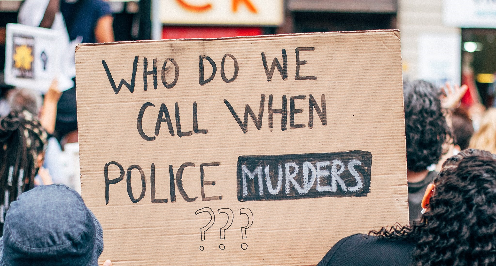 Imagen principal del artículo: Homicidio de joven afroamericano desata nueva ola de protestas en EE.UU